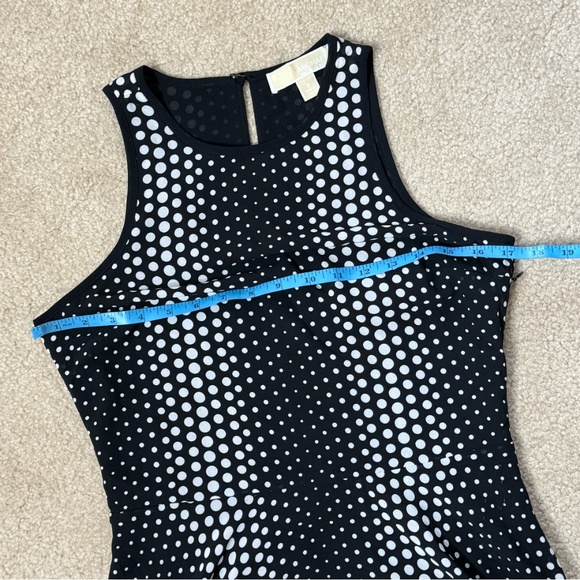 Michael Kors Georgette Dress Handkerchief Hem Black White Ombre Dot Print Size 2 - Picture 9 of 16